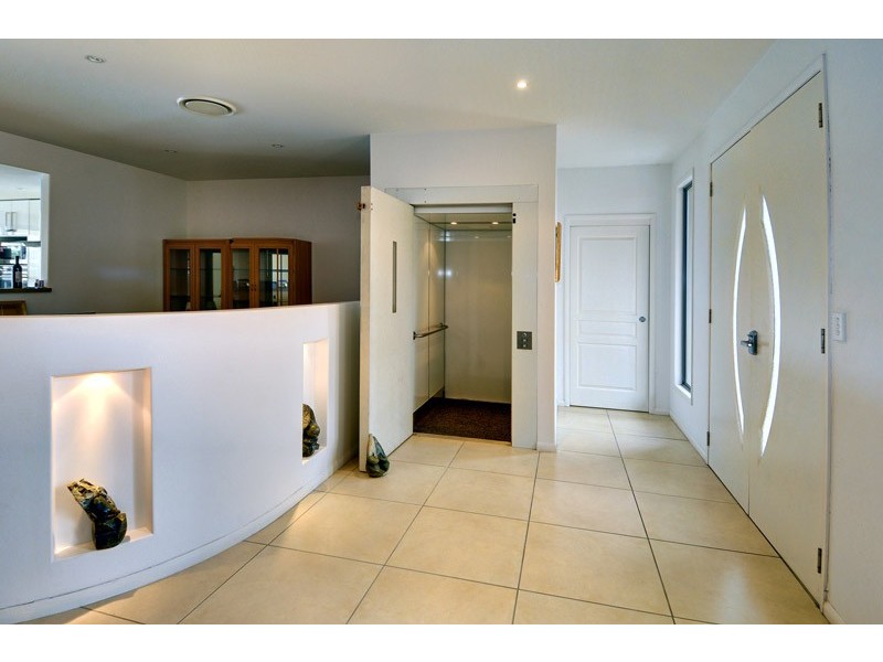 12 Tepequar Dr, Maroochydore QLD 4558