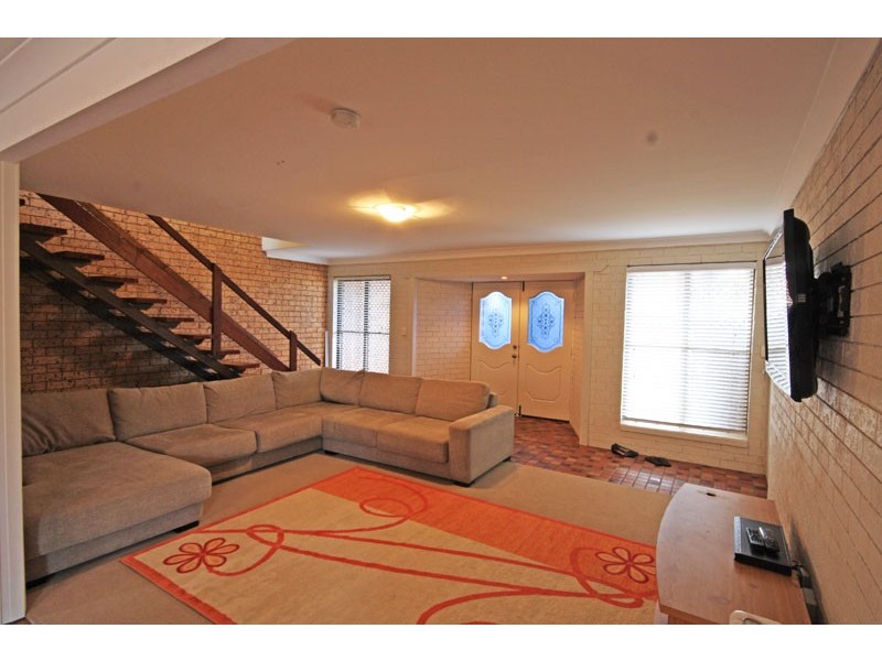 1/42 Jessica Boulevard, Minyama QLD 4575