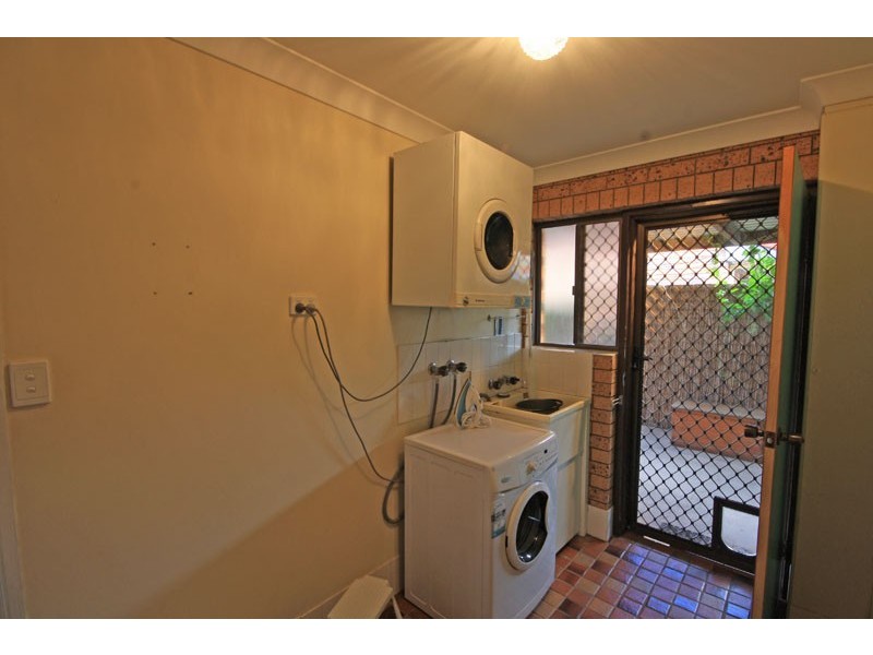 1/42 Jessica Boulevard, Minyama QLD 4575