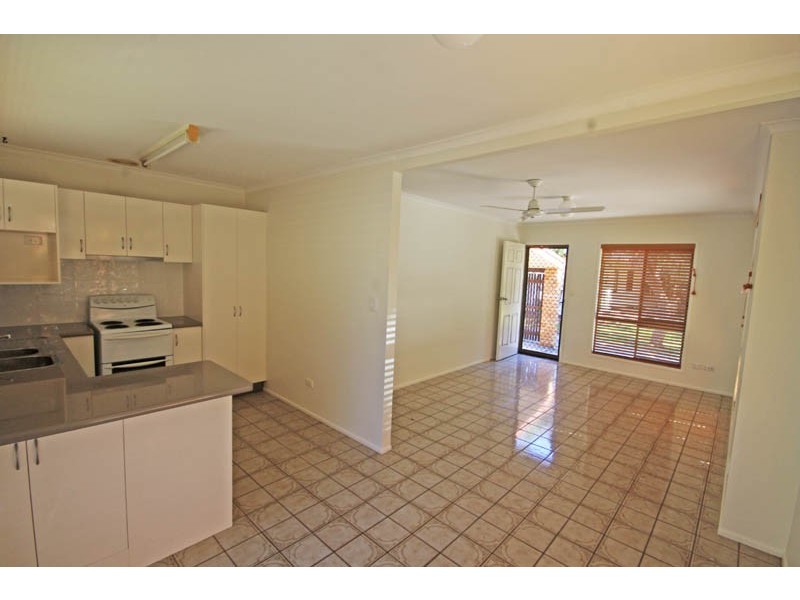 1/2 Gamban Esp, Currimundi QLD 4551