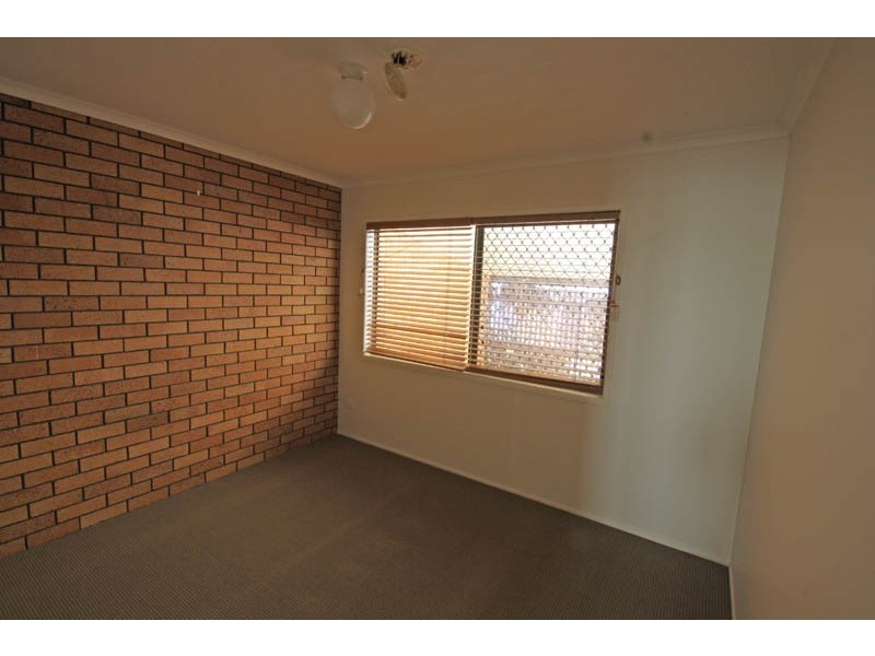 1/2 Gamban Esp, Currimundi QLD 4551