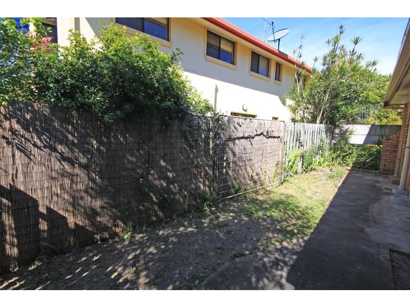 1/2 Gamban Esp, Currimundi QLD 4551
