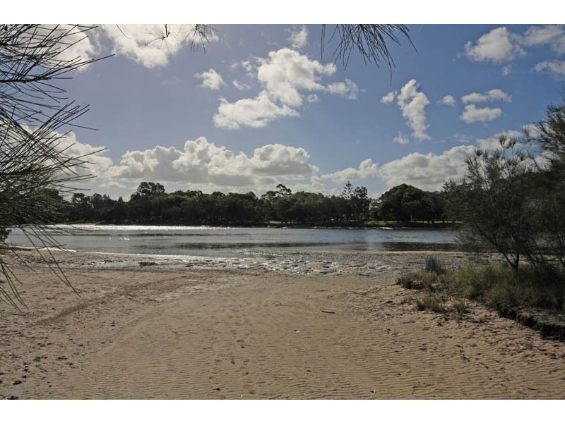 1/2 Gamban Esp, Currimundi QLD 4551
