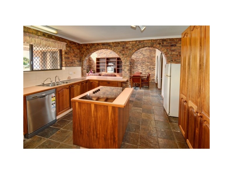 17 April Ct, Maroochydore QLD 4558