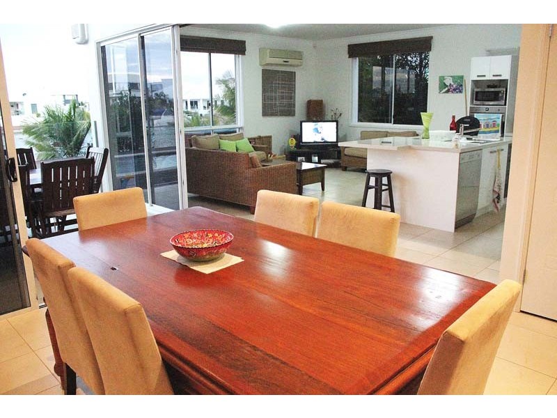 4 Columba Pl, Pelican Waters QLD 4551