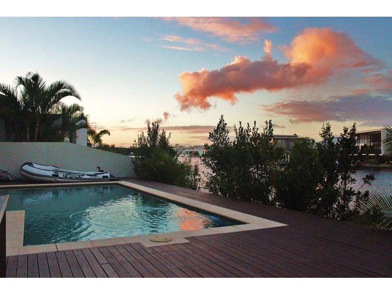 4 Columba Pl, Pelican Waters QLD 4551