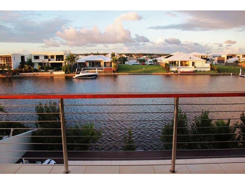 4 Columba Pl, Pelican Waters QLD 4551