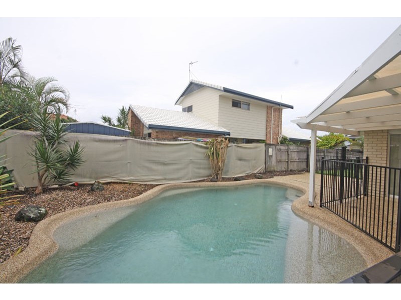 1 Driftwood Court, Bokarina QLD 4575