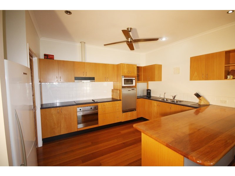 10 Riflebird Ave, Aroona QLD 4551