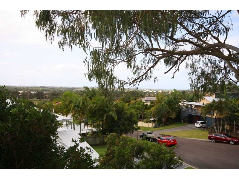 10 Riflebird Ave, Aroona QLD 4551