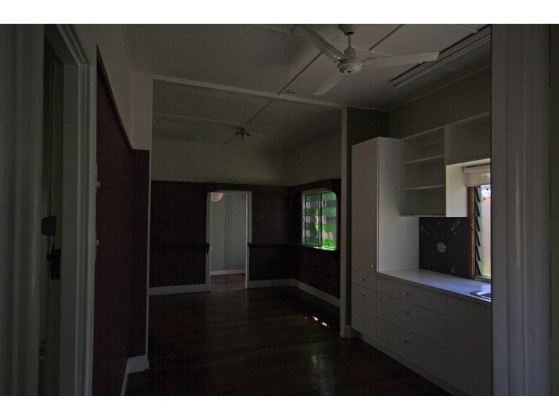 35 George St, Moffat Beach QLD 4551