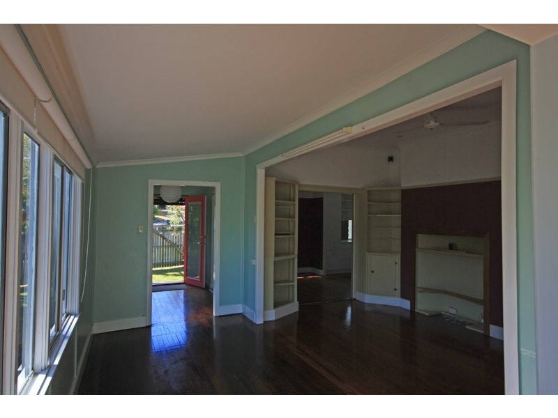 35 George St, Moffat Beach QLD 4551