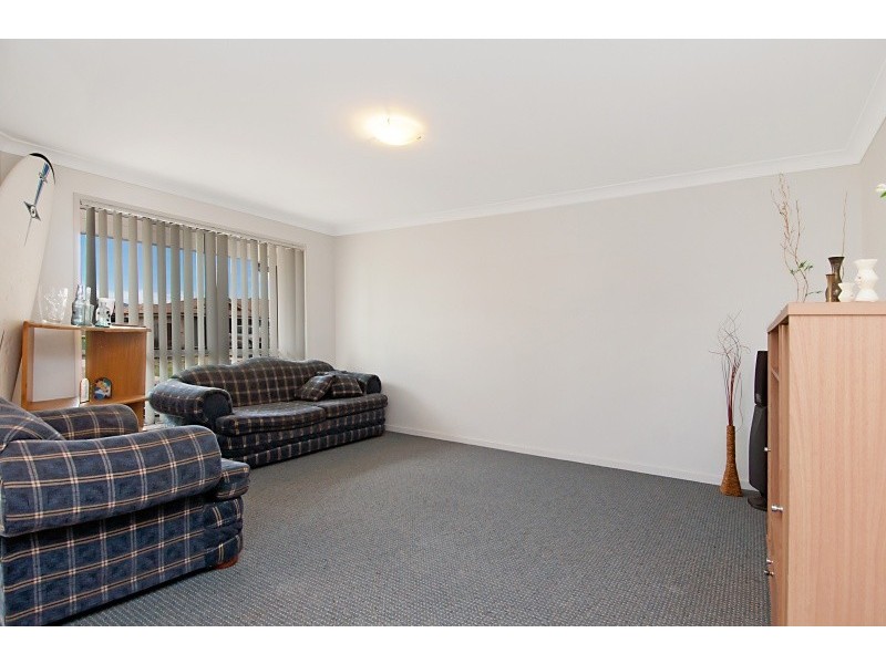 21 Peony Cct, Little Mountain QLD 4551