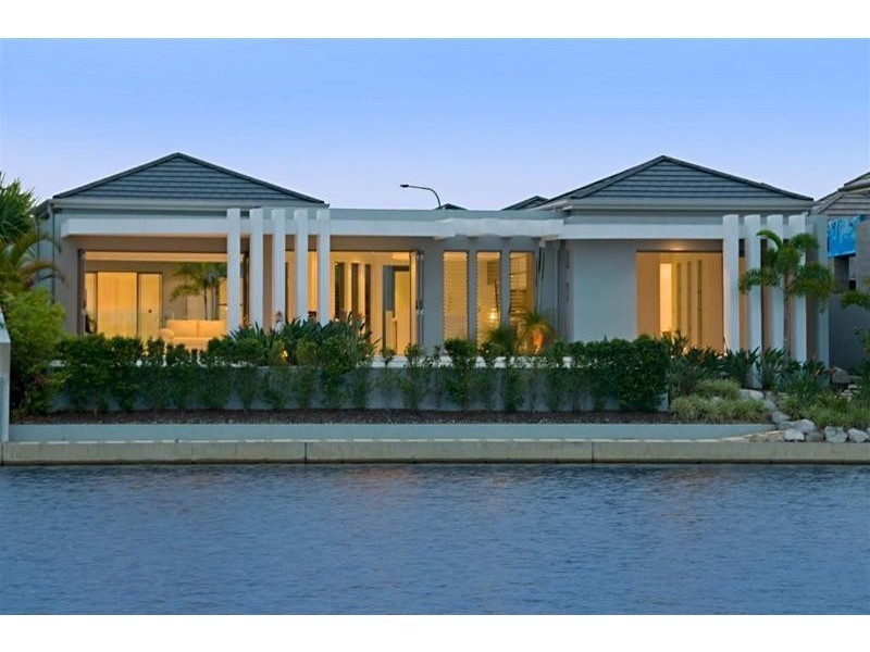 6 Columba Pl, Pelican Waters QLD 4551