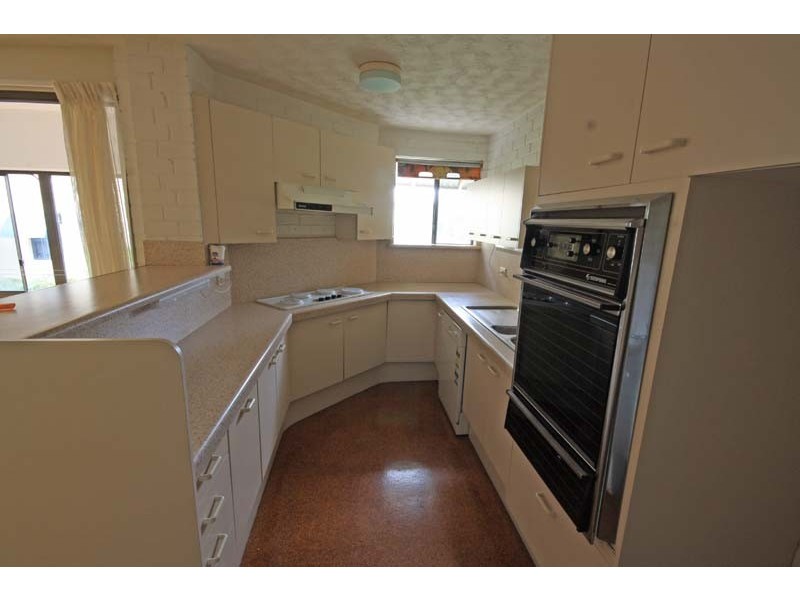 2/30 Victoria Terrace – Seapines, Shelly Beach QLD 4551