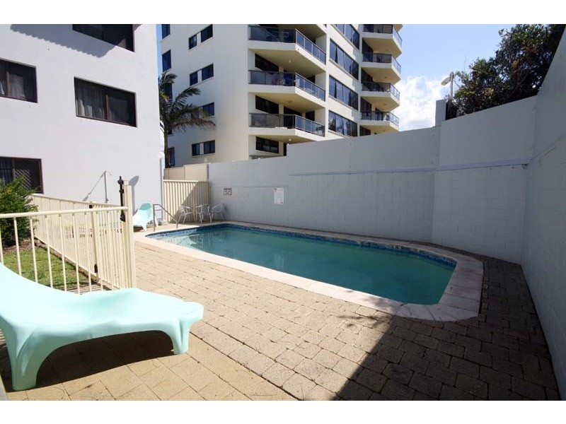 1/7a Bulcock Beach Esplanade – Luanda, Caloundra QLD 4551