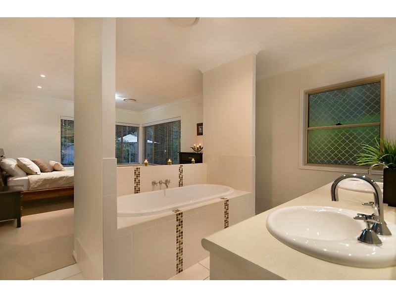 39 Figbird Crescent, Buderim QLD 4556