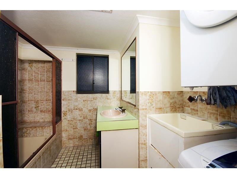 U3/75 Edmund St-Sha na na, Kings Beach QLD 4551