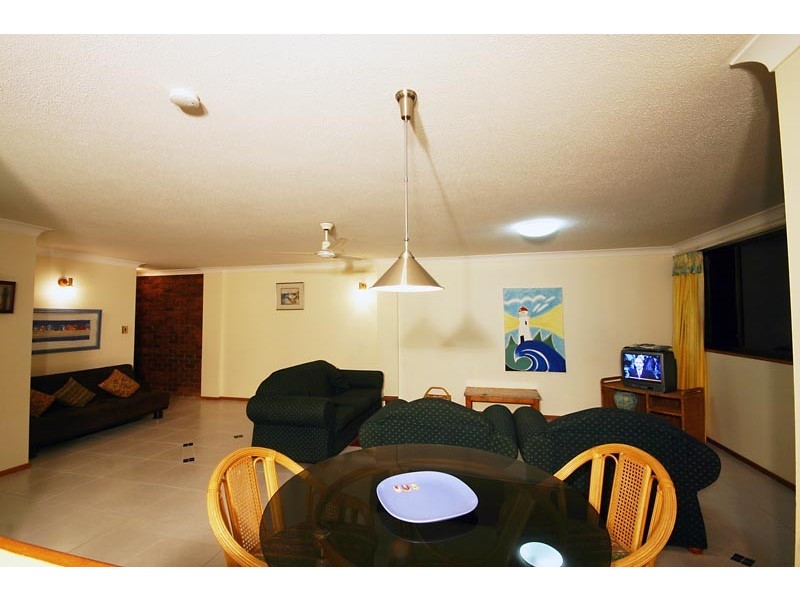 U3/75 Edmund St-Sha na na, Kings Beach QLD 4551