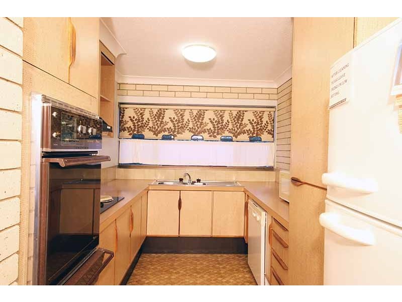 U8/7A Esplanade – Luanda, Kings Beach QLD 4551