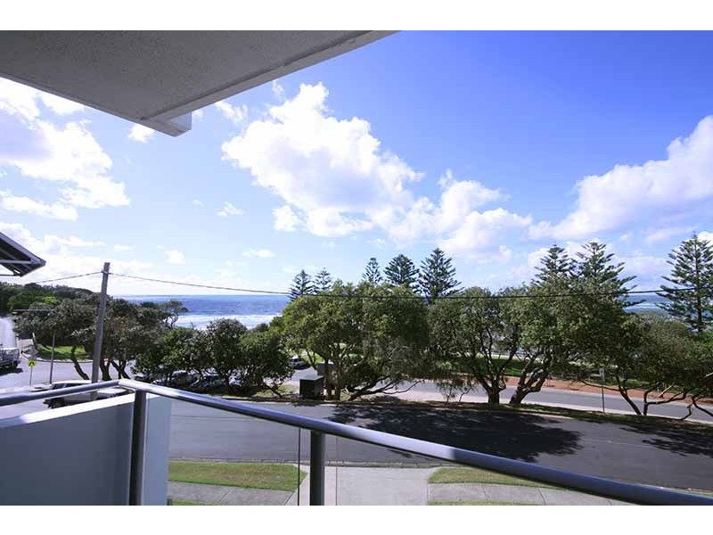 U8/7A Esplanade – Luanda, Kings Beach QLD 4551