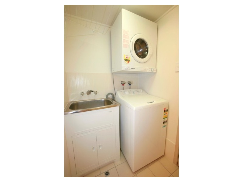 U2/14 Moreton Pde – Levuka, Kings Beach QLD 4551