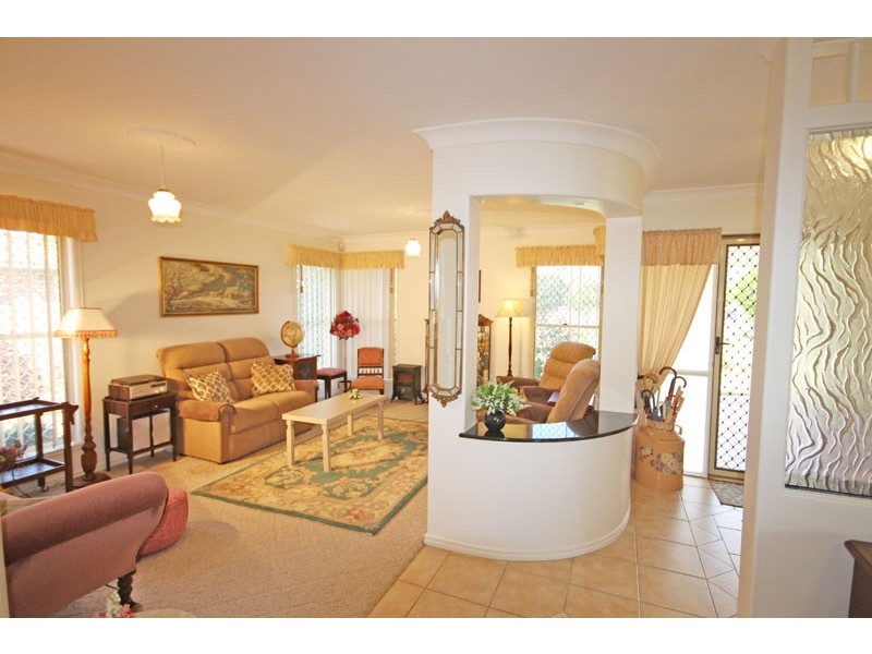 3 Kalowendha Ave, Pelican Waters QLD 4551