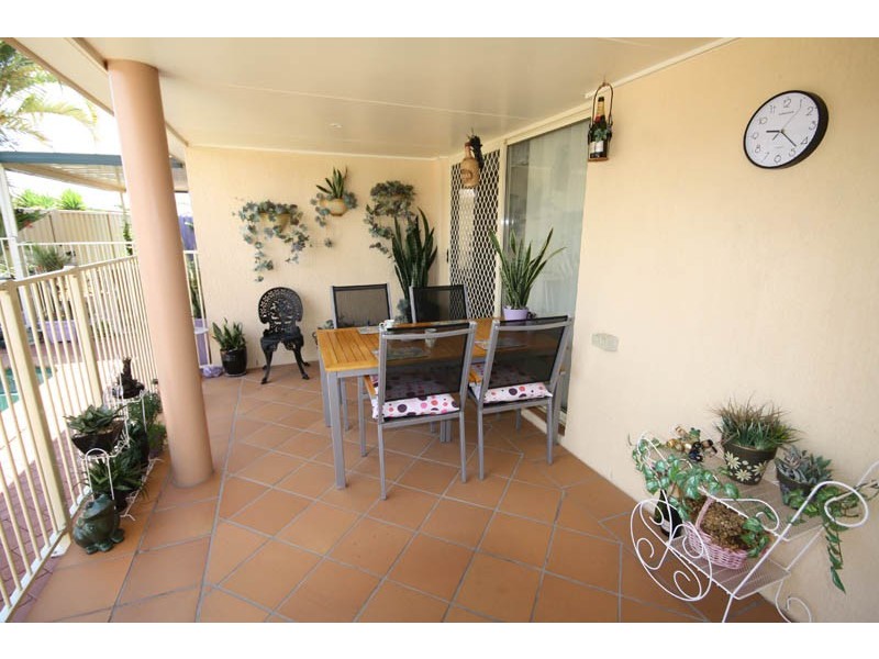 3 Kalowendha Ave, Pelican Waters QLD 4551