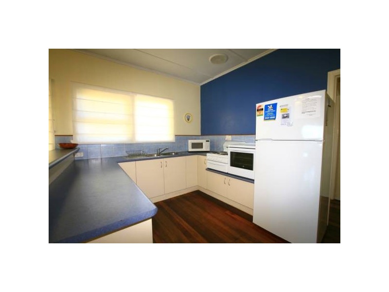 21 Esplanade, Golden Beach QLD 4551