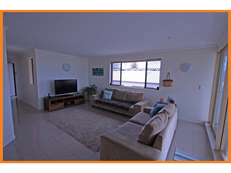 4/15 Ormonde Terrace, Kings Beach QLD 4551