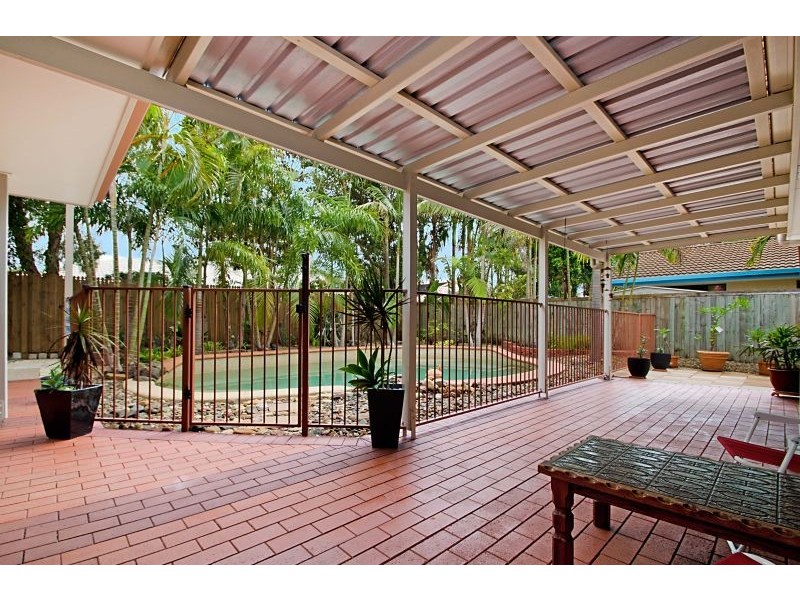 4 Otter Court, Pelican Waters QLD 4551
