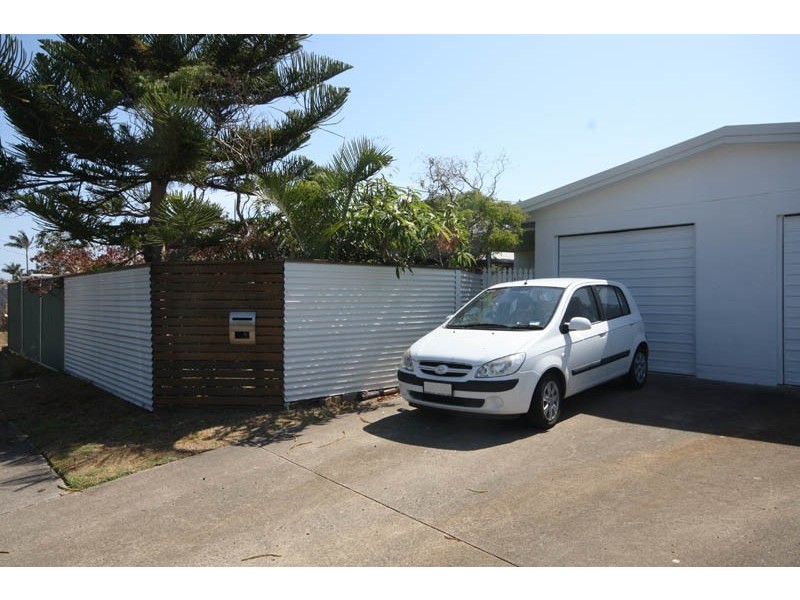 149 Nicklin Way, Warana QLD 4575