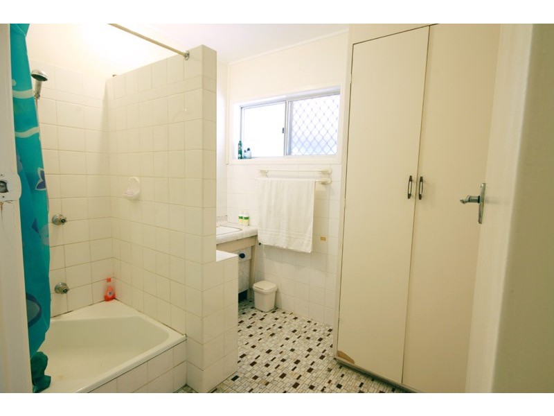 13 Sattler Rd, Meridan Plains QLD 4551