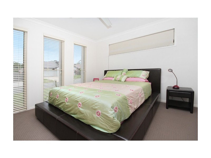 21 Gippsland Pl, Caloundra West QLD 4551