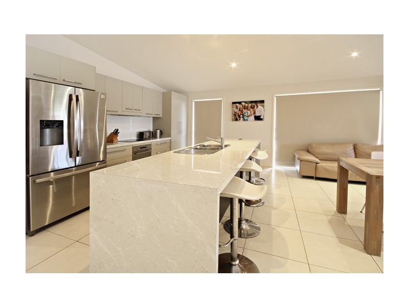 21 Gippsland Pl, Caloundra West QLD 4551