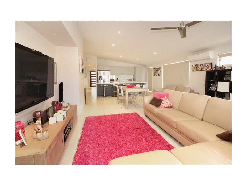 21 Gippsland Pl, Caloundra West QLD 4551
