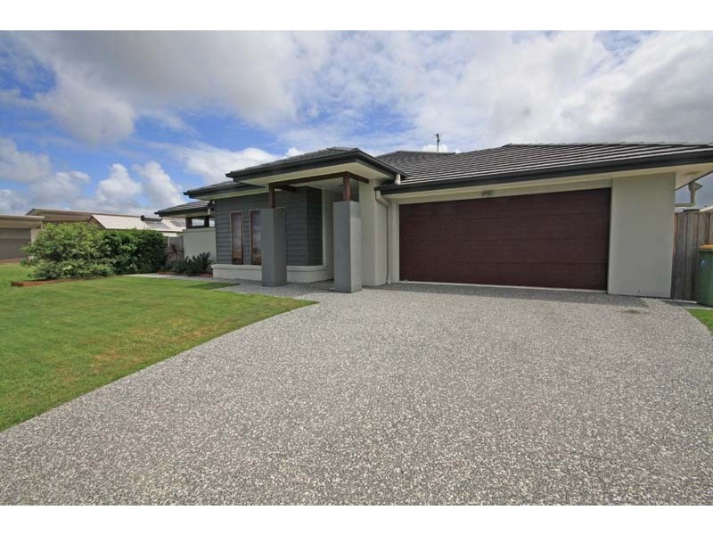 34 St Pauls Avenue, Pelican Waters QLD 4551