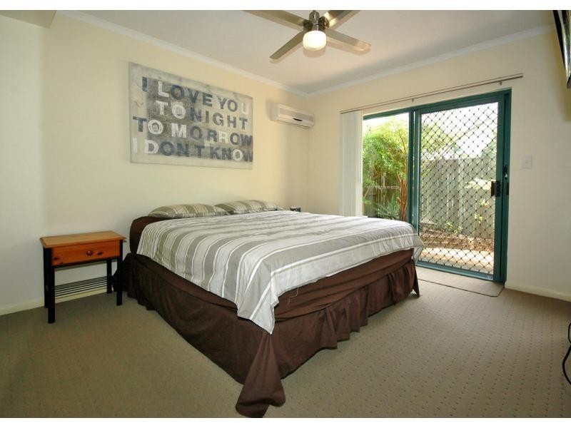 2/14 Wright St, Maroochydore QLD 4558