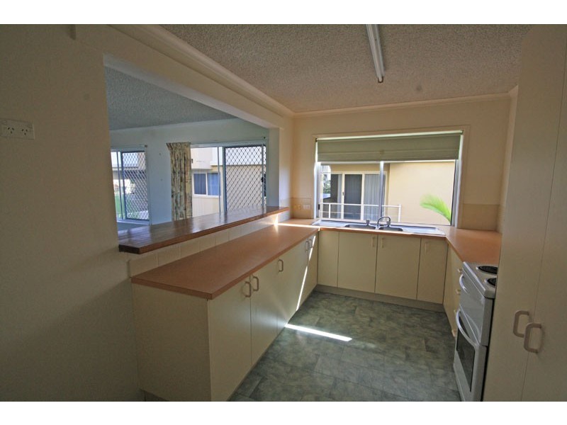 4/17 Orvieto Terrace – Beachside Banksia, Kings Beach QLD 4551