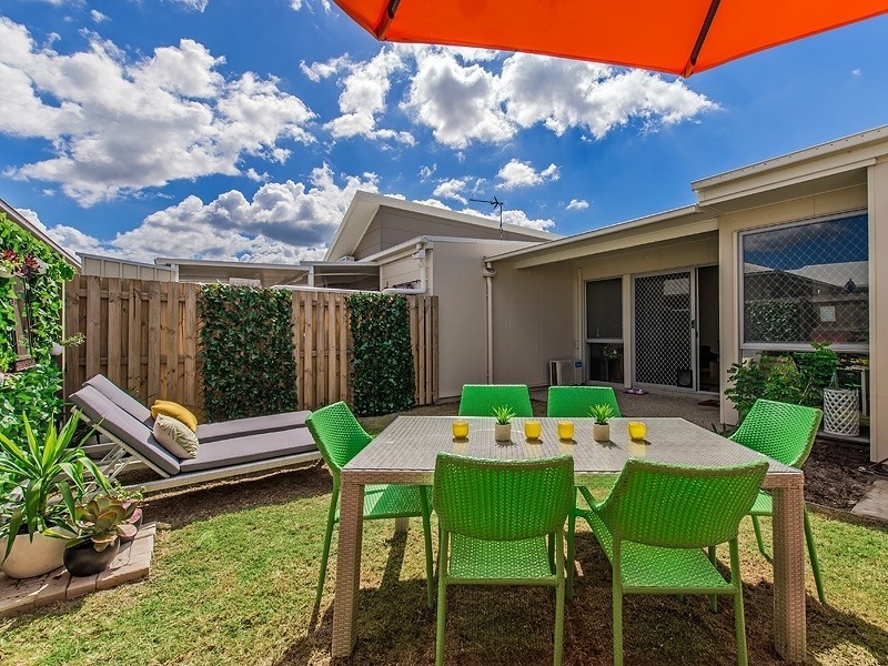 30 Bells Reach Dr, Caloundra West QLD 4551