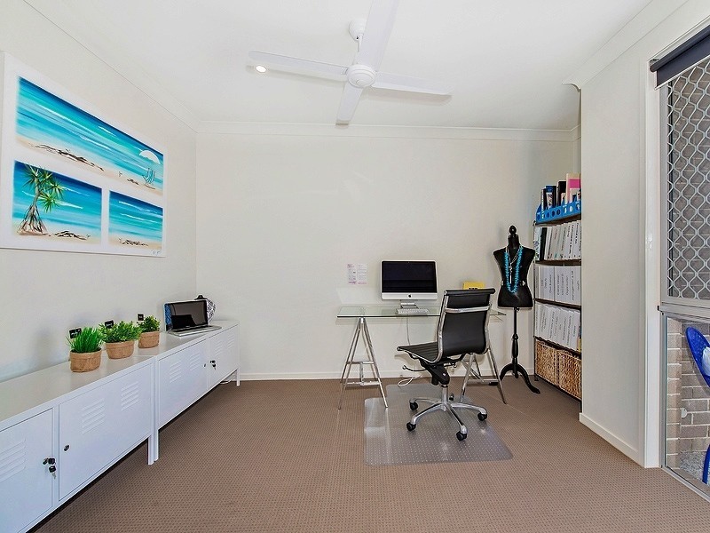 30 Bells Reach Dr, Caloundra West QLD 4551