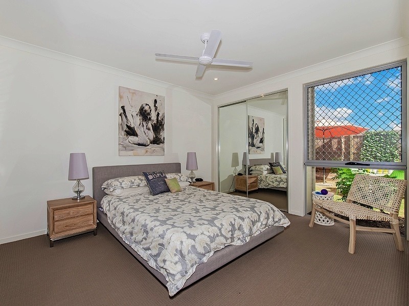 30 Bells Reach Dr, Caloundra West QLD 4551