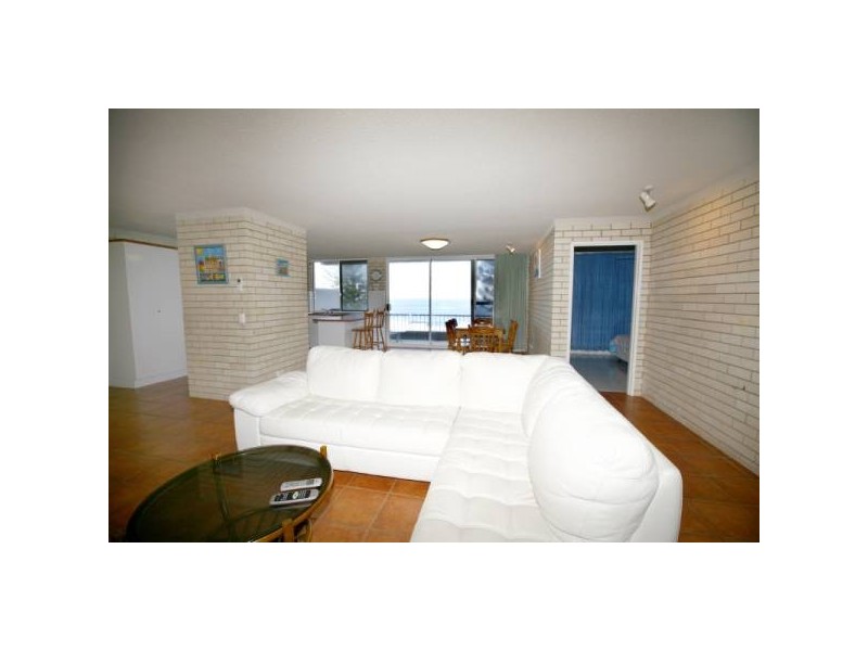 1/4 The Esplanade – Edgecliffe, Kings Beach QLD 4551