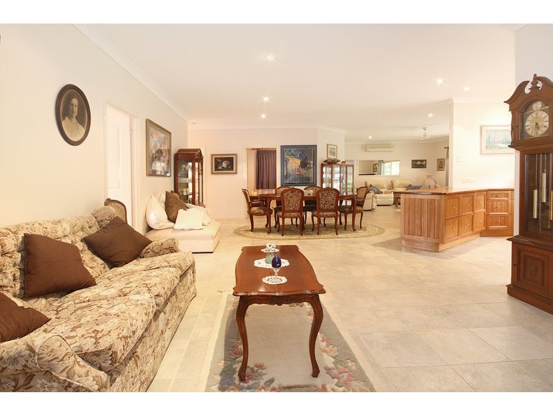 6 Rosea Ct, Currimundi QLD 4551