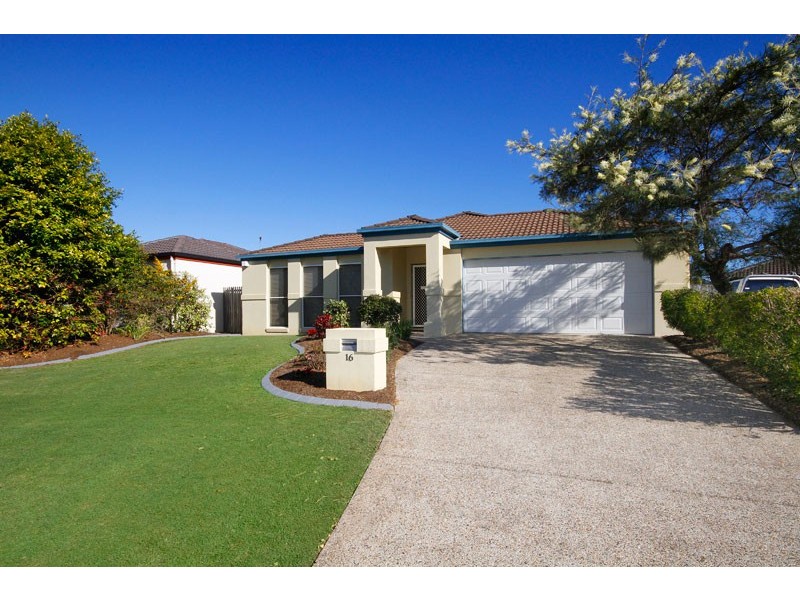 16 Agincourt St, Pelican Waters QLD 4551