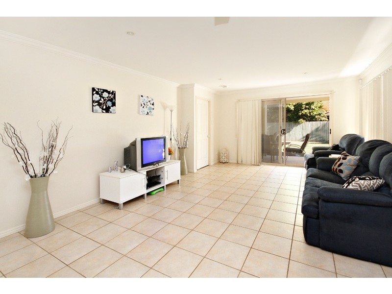 16 Agincourt St, Pelican Waters QLD 4551