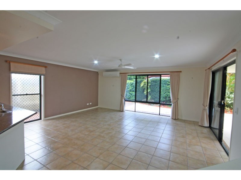 8 Matthew Crescent, Pelican Waters QLD 4551