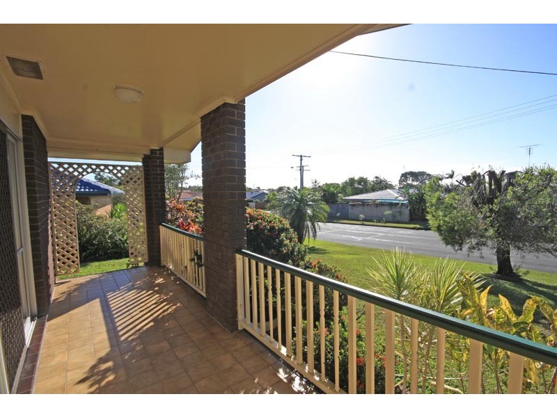 3 Crusader Street, Battery Hill QLD 4551