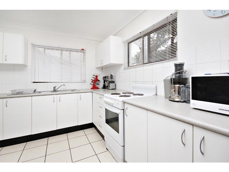 1/28 Balyata St, Warana QLD 4575