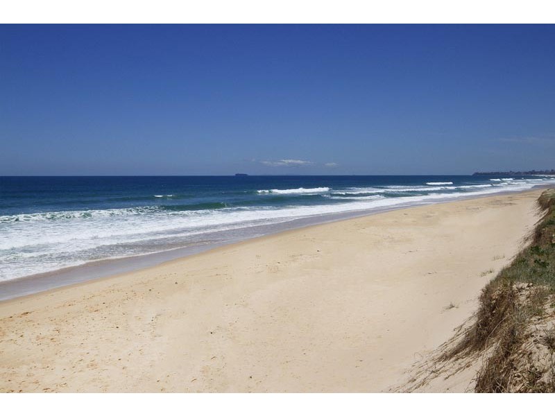 1/28 Balyata St, Warana QLD 4575